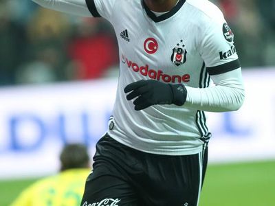 Vagner Love Türkiye’ye geri mi dönüyor? Çaykur Rizespor eski Beşiktaşlı Vagner Love’ı transfer etmek istiyor