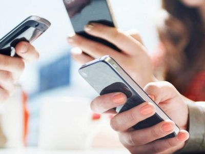Vakıfbank Akbank, Yapı Kredi çöktü mü, neden girilemiyor? 15 Kasım Vakıfbank Akbank Yapı Kredi mobil neden açılmıyor?
