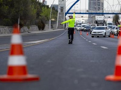 Valilikten açıklama geldi: İstanbul’da bazı yollar trafiğe kapatıldı