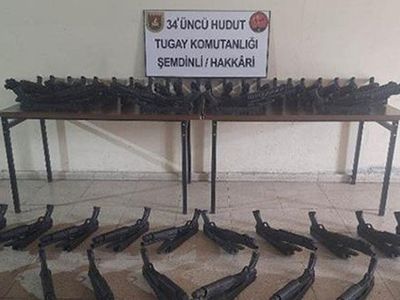Van ve Hakkari'de Silah ve Mühimmat Ele Geçirildi
