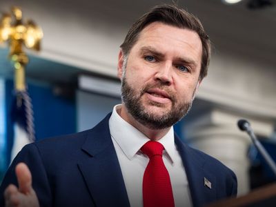Vance: "İran ile başarılı bir nihai anlaşma için sağlam temel atıldı"