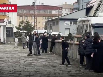 Van’da sabah 08.52’de 5,2 büyüklüğünde deprem meydana geldi