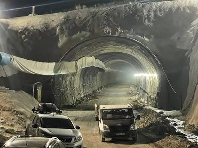 Van’da tünel inşaatı çöktü: Ölü ve yaralılar var