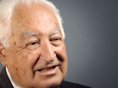 Vefat Eden Eski Milli Eğitim Bakanı Orhan Oğuz Kimdir?