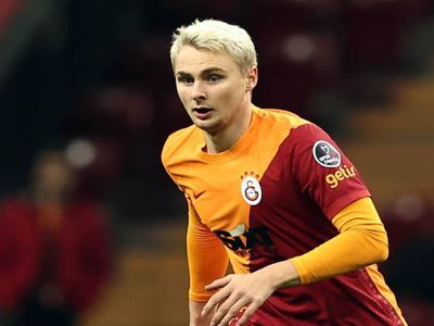 Victor Nelsson Sevilla’ya transfer olacak mı? Nelsson Sevilla’ya mı transfer olmak istiyor? Sevilla Marcao’nun ardından partneri Nelsson’u da istiyor