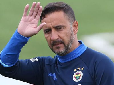 Vitor Pereira Transfer Listesini İletti!