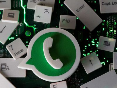 WhatsApp mesaja ifade ve mesaj beğenme özelliği
