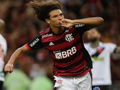 Willian Arao kimdir, nereli ve kaç yaşında? Willian Arao hangi mevkilerde oynuyor? Fenerbahçe’nin yeni transferi Willian Arao hakkında bilgiler