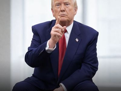 “WSJ İddiası: Trump, İran’ı Nükleer Anlaşmaya Zorlamak İçin Sınırlı Askeri Seçeneği Masaya Aldı”