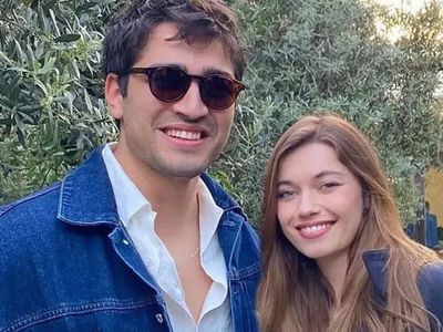 Yalı Çapkını dizisine final getirecek ayrılık! Afra Saraçoğlu'ndan kötü haber geldi