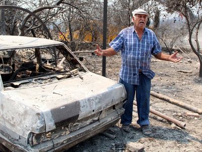 Yangında 4 Evi Yandı! ’54 Senelik Emeğim 2 Dakikada Bitti’