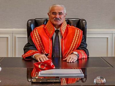 Yargıtay Başkanı Mehmet Akarca kimdir?