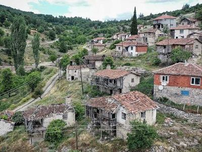Yargıtay'tan çok konuşulacak karar: Erkek kadını köyde yaşamaya zorlayamaz