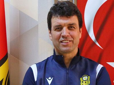 Yeni Malatyaspor'da Cihat Arslan, küme düşmelerine rağmen Süper Lig'de kalan maçlarda en iyi şekilde mücadele edeceklerini söyledi