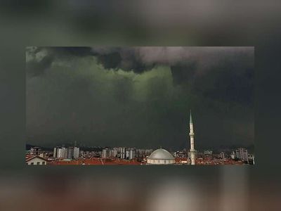 Yeşil bulut nedir, neden olur? MGM Ankara'da görülen yeşil bulutu açıkladı