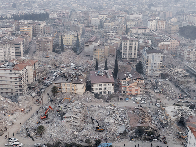 Yetkililer tarafından yapılan araştırma sonrası depremde yıkılan binaların yüzde 98’i 1999 öncesinde inşa edildiği tespit edildi