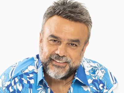 Yılbaşında oryantal Didem'i izlememek için yoğun çaba sarf eden Bülent Serttaş bu kez ağzı açık izledi!