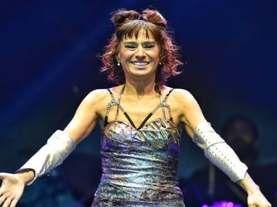 Yıldız Tilbe kimdir, nereli ve kaç yaşında? Yıldız Tilbe hasta mı, sağlık durumu nasıl? Yıldız Tilbe sevenlerini korkuttu