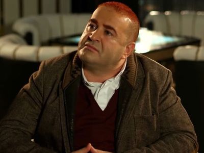 Yoğun Kar Yağışı Nedeniyle Altı Saat TEM’de Mahsur Kalan Şafak Sezer İlaçlarını Alamayınca Fenalaştı!