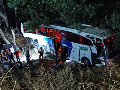 Yozgat’ta otobüs şarampole uçtu: 12 kişi hayatını kaybetti 19 yaralı var