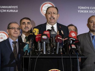 YSK Başkanı ve heyeti: Türkiye sandık başına gitmeden önce deprem bölgelerini ziyaret ediyor!