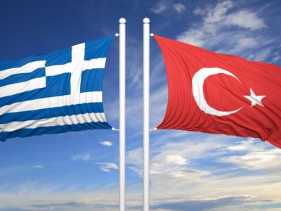 Yunan Bakan’dan hadsiz sözler: ‘Bir gece ansızın gelebiliriz’