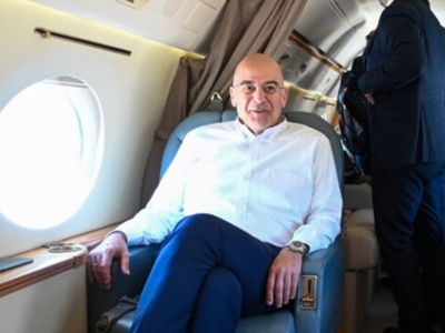 Yunanistan Savunma Bakanı Dendias Brüksel Yolunda