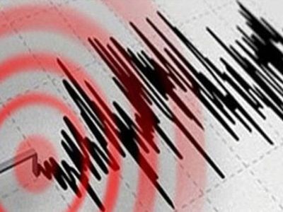 Yunanistan'da Deprem Paniği