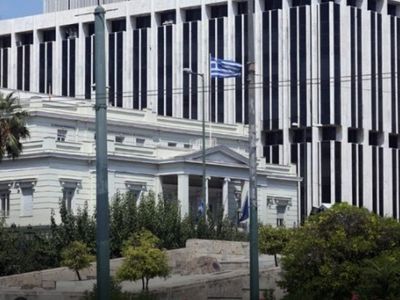 Yunanistan'dan vatandaşlarına uyarı ! " o ülkelere gitmeyin"