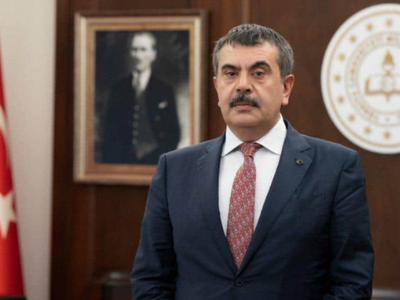 Yusuf Tekin geciken öğretmen maaşlarının yatacağı tarihi açıkladı