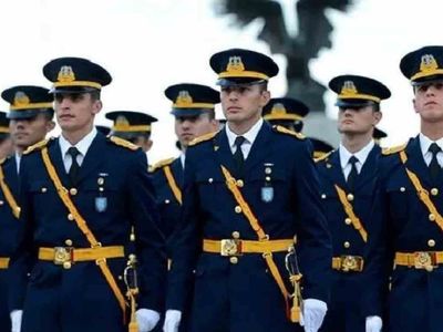 Yüzbaşı nedir, nasıl olunur? Yüzbaşı olmak için istenen görev süreleri