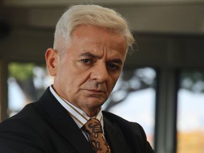 Zafer Algöz kimdir, nereli ve kaç yaşında? Zafer Algöz’ün annesi neden öldü? Zafer Algöz hayatı ve biyografisi