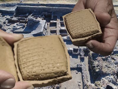 Zarfı bile açılmadı: 4 bin yıllık çamur kasadaki sırrı tomografi çözdü