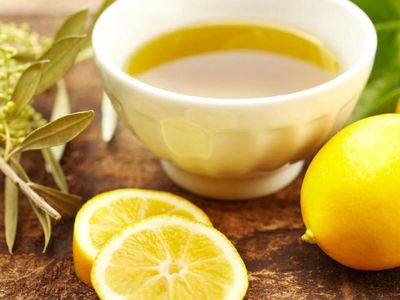 Zeytinyağı ile limon sağlık vadediyor: Bu tarifle bağışıklık sisteminizi demir gibi yapabilirsiniz