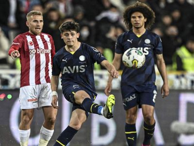 Ziraat Türkiye Kupası Sivasspor - Fenerbahçe maçı ne zaman, saat kaçta ve hangi kanalda? Fenerbahçe bu kez kupada Sivas’a rakip oluyor