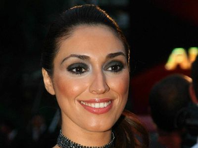 Zuhal Topal spor salonunda poz verdi! Mini şortuyla verdiği poz sosyal medyayı kasıp kavurdu!