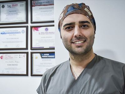 178 kilo olan abisini 83 kilo zayıflatan Azerbaycanlı doktor, sosyal medya da gündem oldu