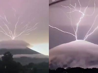 Acatenango Yanardağı’nda şimşek gösterisi