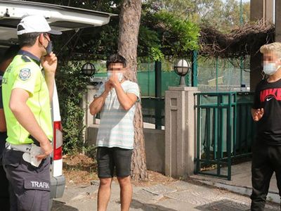Antalya’da Sigara Almaya Çıktık Yalanını Polis Yemedi