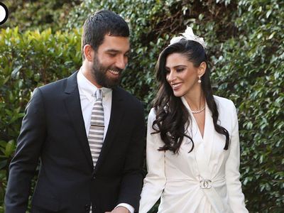 Arda Turan ve Aslıhan Doğan'dan Soru Cevap Videosu!