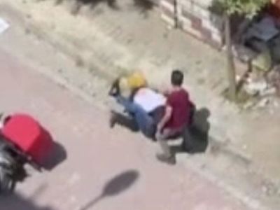 Avcılar'daki Kuryelerin Tekme Tokat Yol Verme Kavgası