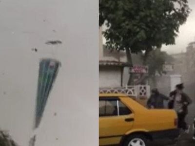 Aydın’da Fırtına Minareyi Yıktı Geçti! Vatandaşlar Kıl Payı Kurtuldular