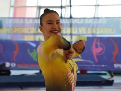 Ayşe Begüm Onbaşı Altın Madalya Kazandı