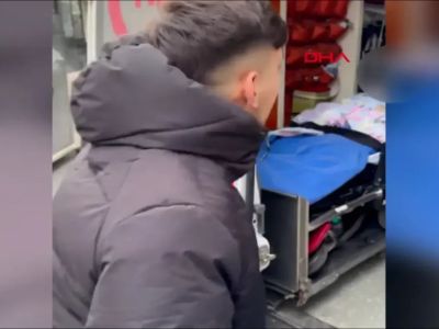 Bahçelievler'de motosiklet sürücüsü ile ambulans şoförü arasında tansiyon yükseldi! Motosiklet sürücüsünün sorusu herkesi şok etti