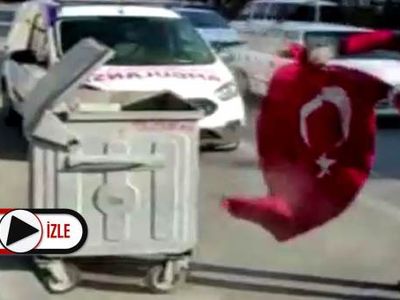 Kayseri'de Belediye Çalışanından Yürekleri Isıtan Görüntü