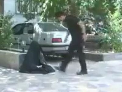Cansız Mankenle Para Toplayan Adam!
