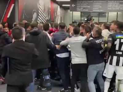 Beşiktaş Stadında Koridorları İnleten Kavganın Net Görüntüleri Ortaya Çıktı