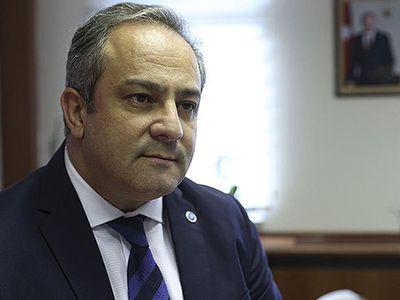 Bilim Kurulu Üyesi Salgında Rahatlamanın Ne zaman Olacağını Yanıtladı