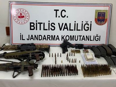 Bitlis'te PKK'ya Ağır Darbe! 3 Terörist Etkisiz Hale Getirildi 