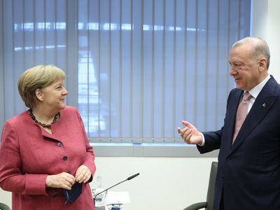 Brüksel'de Temaslar Devam Ediyor! Cumhurbaşkanı Erdoğan Merkel ile Görüştü